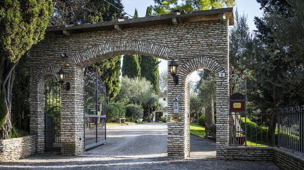 Hotel Mon Repos Sirmione Exterior photo